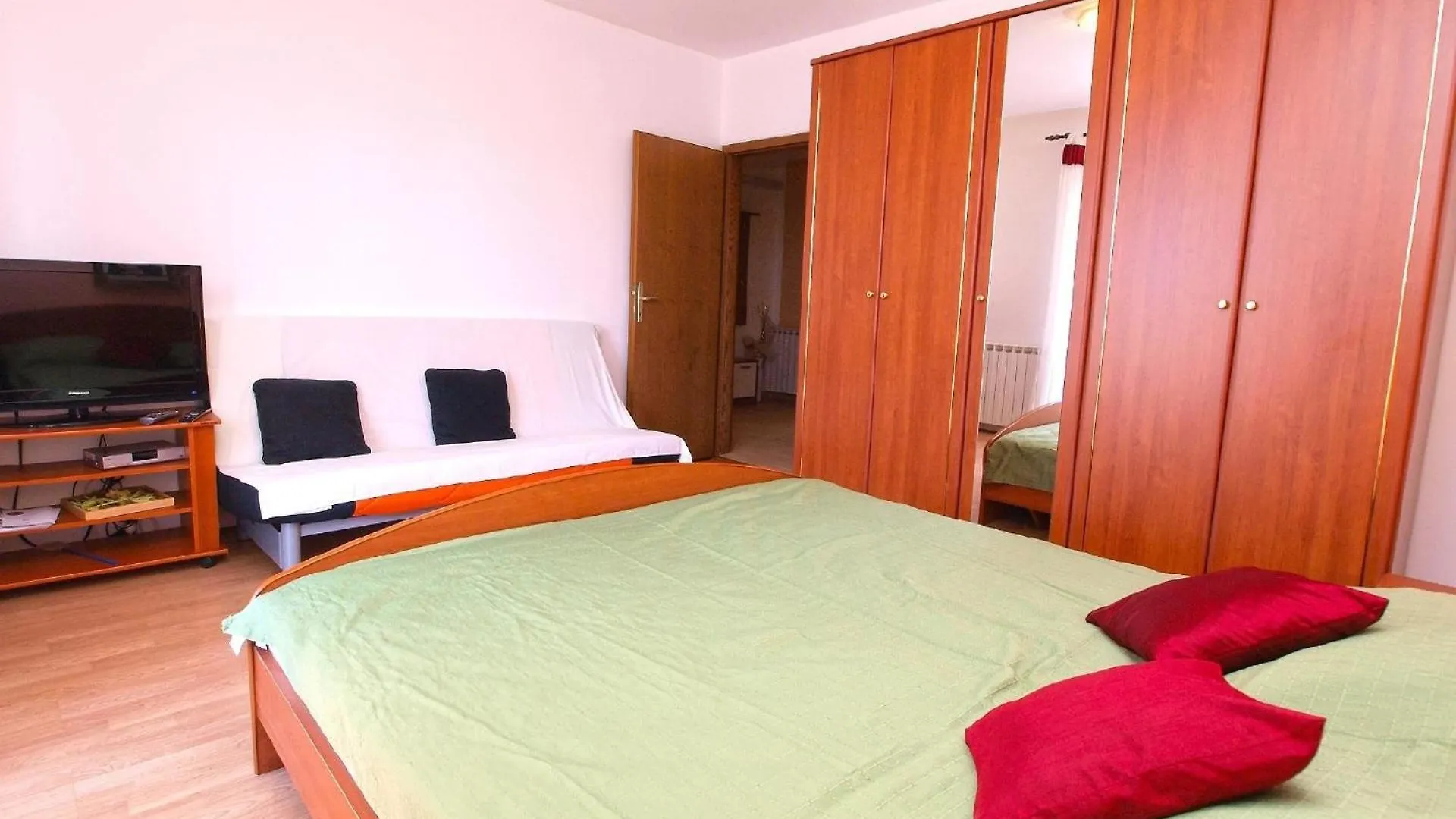 Ferienwohnung Fuer 4 Personen Ca 50 Qm In Fazana, Istrien Istrische Riviera 0*, Fazana